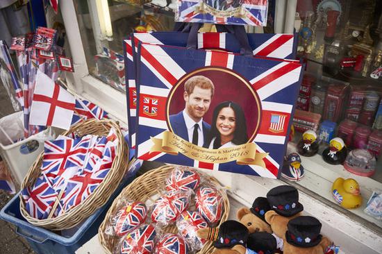 許多店家已經在為王室婚禮推出相關商品