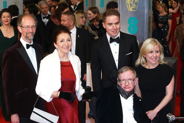霍金出席英國電影學院獎