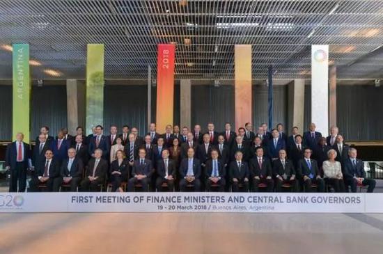 周小川（前排左三）出席G20財長和央行行長會議