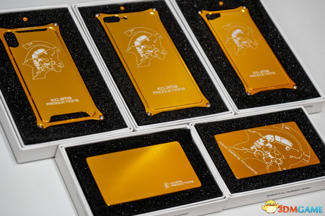 小島秀夫曬工作室金色限定版手機殼 將在上海發售