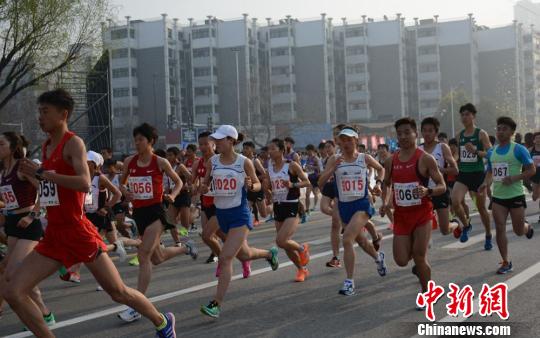 中國馬拉松“春運”時代的“冷思考”
