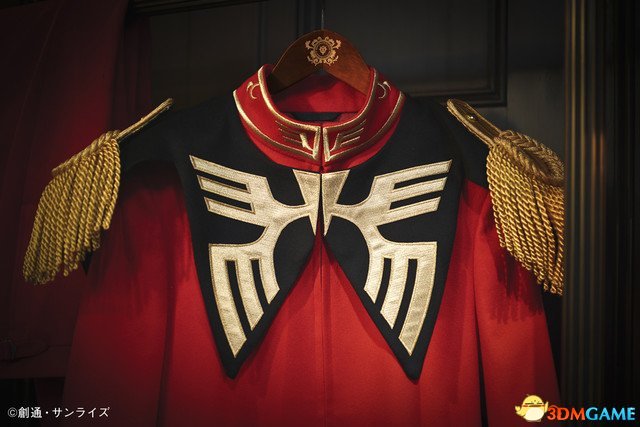 英國王室近衛軍衣料！5萬元夏亞正統軍服驚豔亮相