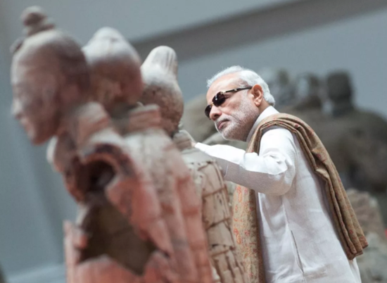 2015年5月14日，正在中國進行正式訪問的印度總理莫迪來到陝西西安市秦始皇帝陵博物院參觀兵馬俑。新華社記者王曄攝