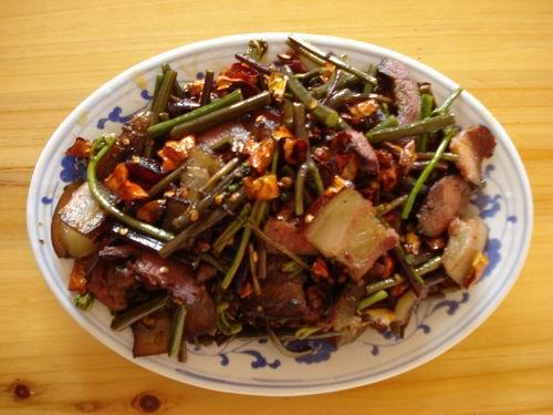 蕨菜炒肉——延緩衰老促進胃腸