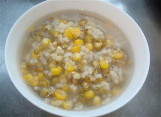 玉米綠豆粥--清熱消暑健脾益胃
