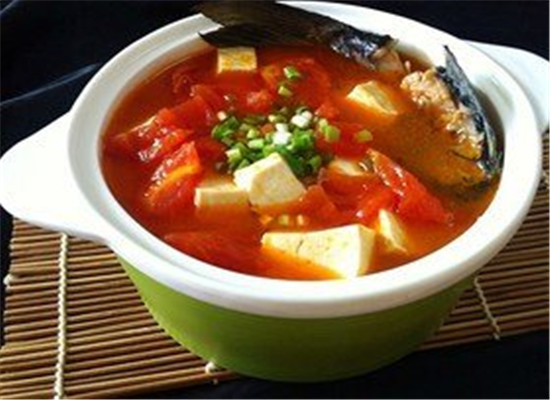 蕃茄燉鯽魚--開胃消食溫中補虛