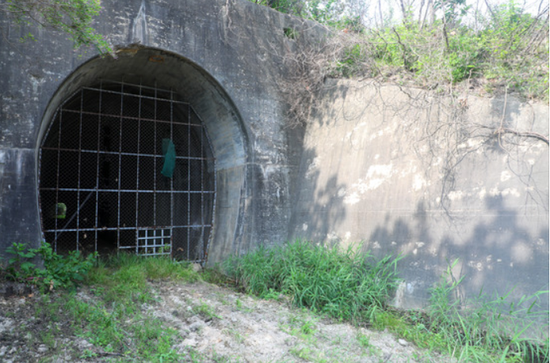 東海線位於韓國境內的一處隧道，目前處於封閉狀態