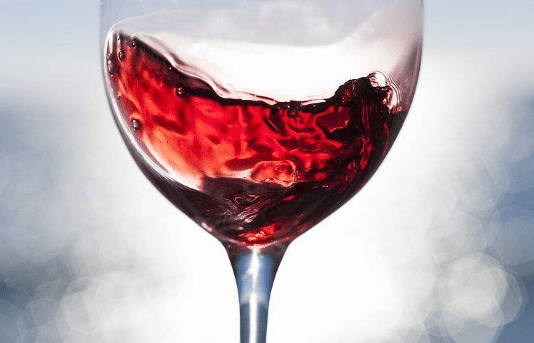 紅葡萄酒有哪些功效以及作用